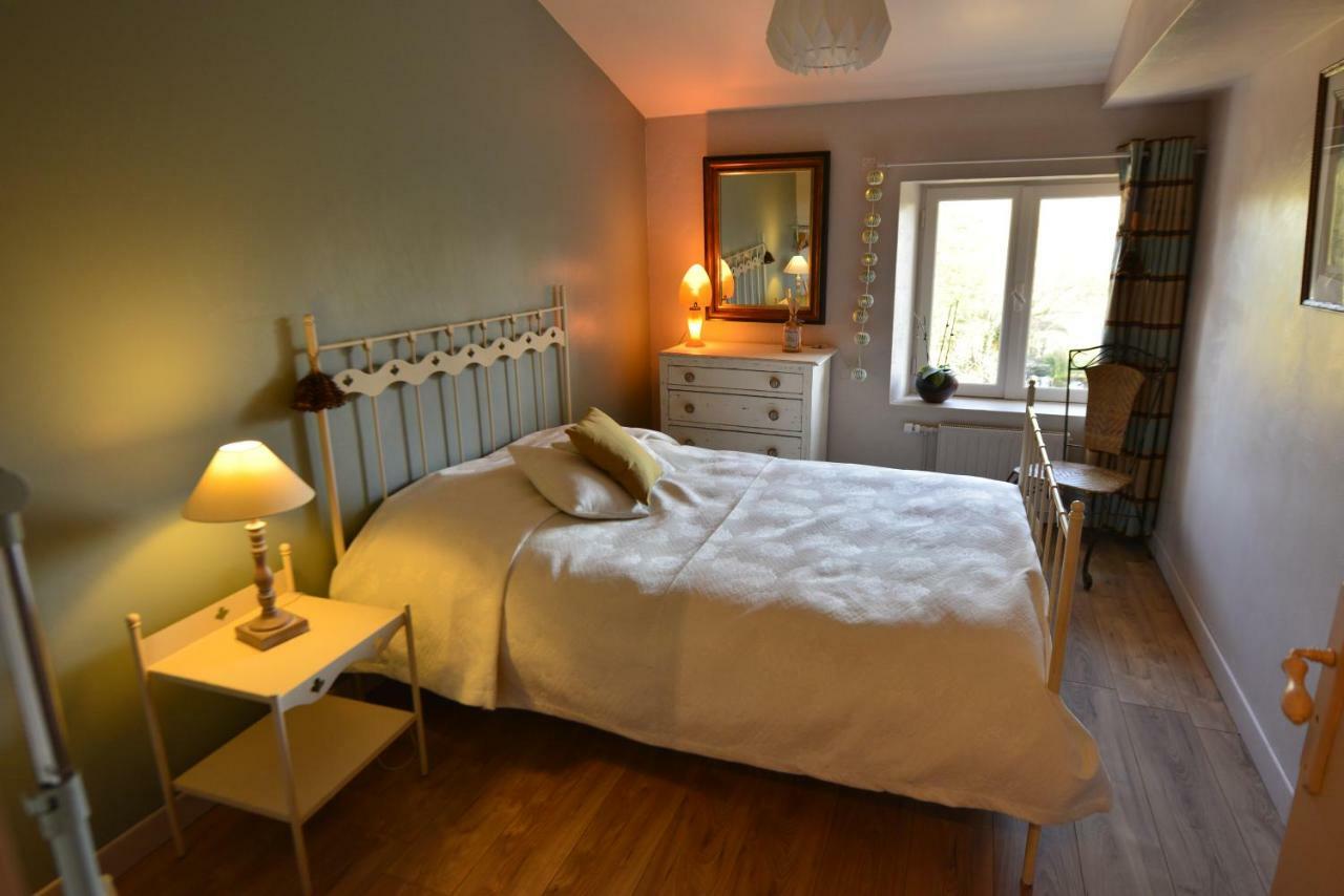 La Frapperie Bed and Breakfast La Pommeraie-sur-Sèvre Exteriör bild